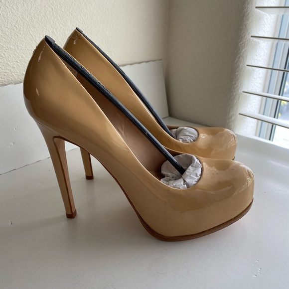 NEW Pour La Victorie Irina Platform Pump Size 8.5 - Picture 3 of 11